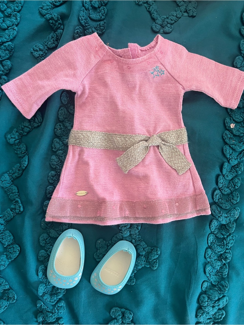 RETIRED American Girl Truly Me Outfit